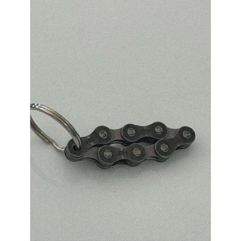 Upcycled Bicycle Chain Loop Keychain Silver Tone Industrial Cyclist Gift HG VIA‎
